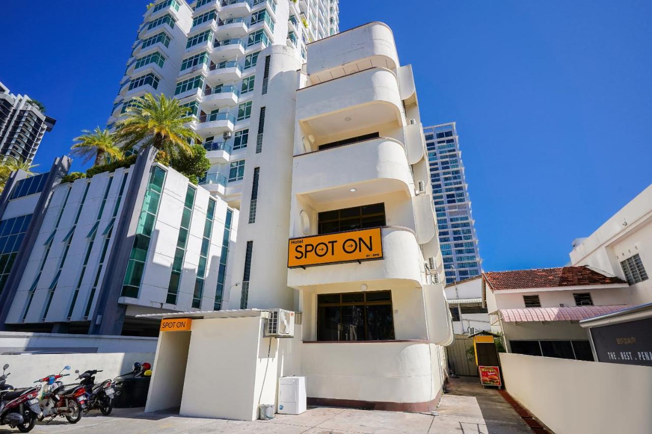 Отель Spot On 89645 Ong'S Court Джорджтаун Экстерьер фото